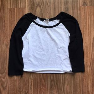 Black and white cropped baseball tee